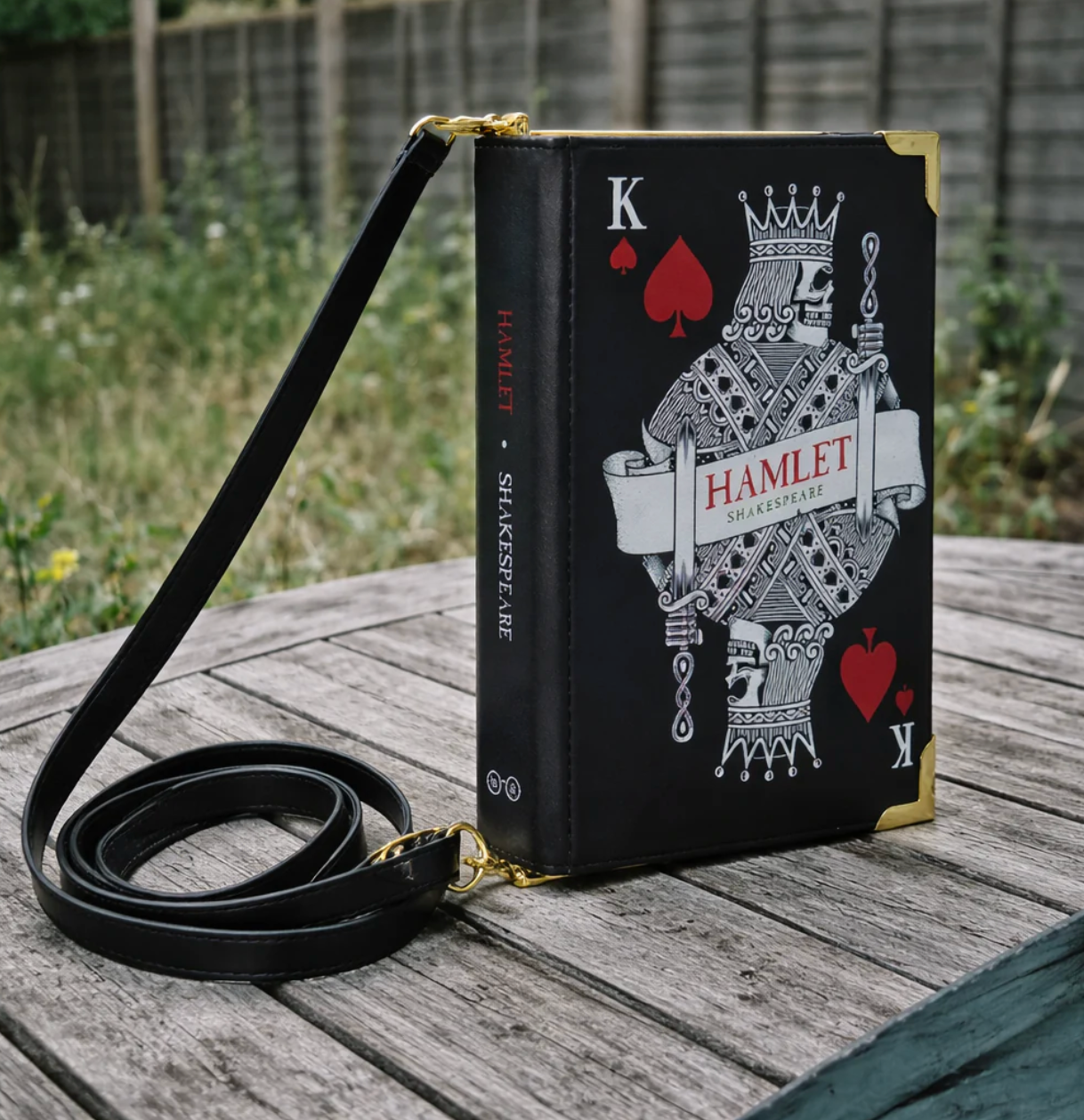 The Avera Carry Purse